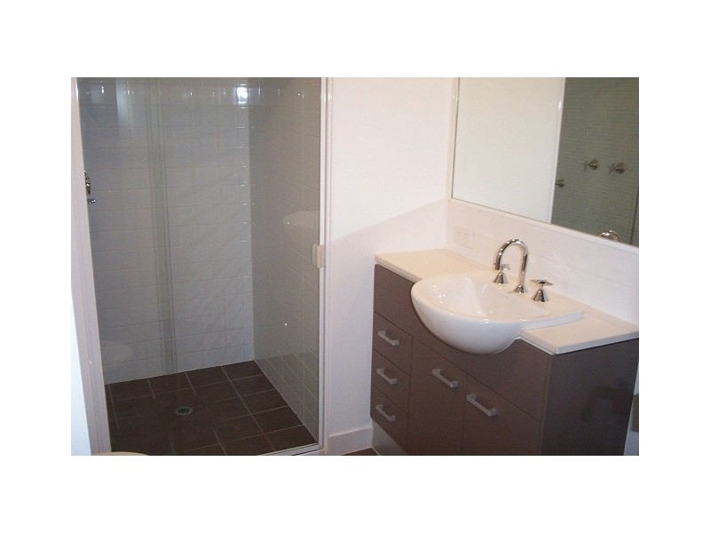 S06/8 Cordelia st, South Brisbane QLD 4101