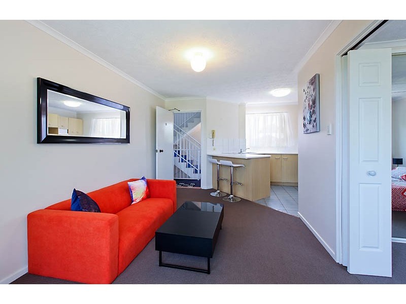 12/3-5 Anembo St, Chevron Island, Surfers Paradise QLD 4217