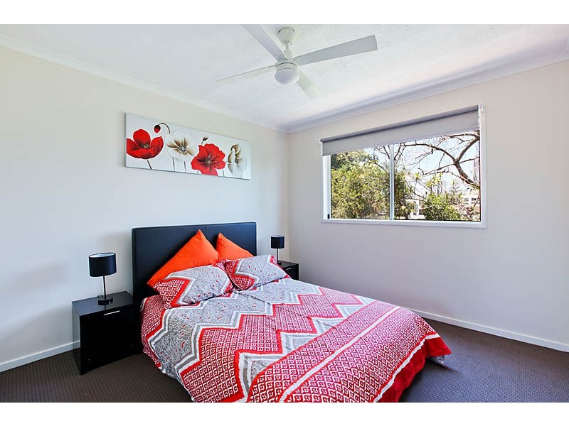 12/3-5 Anembo St, Chevron Island, Surfers Paradise QLD 4217