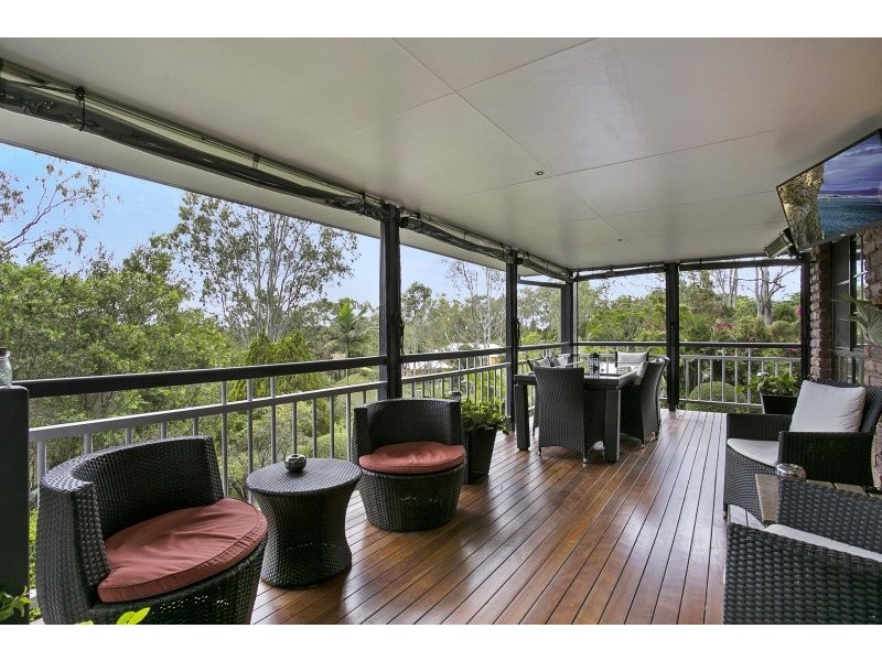 10 Melaleuca Place, Brookfield QLD 4069