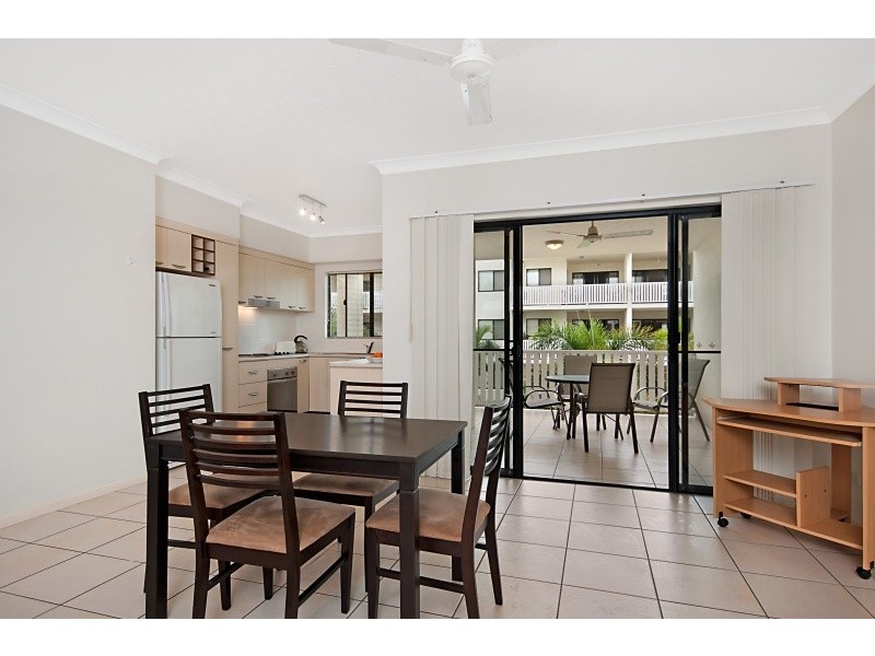 4/44 Pease street, Manoora QLD 4870