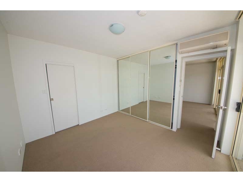 01/22 Riverview Terrace, Indooroopilly QLD 4068