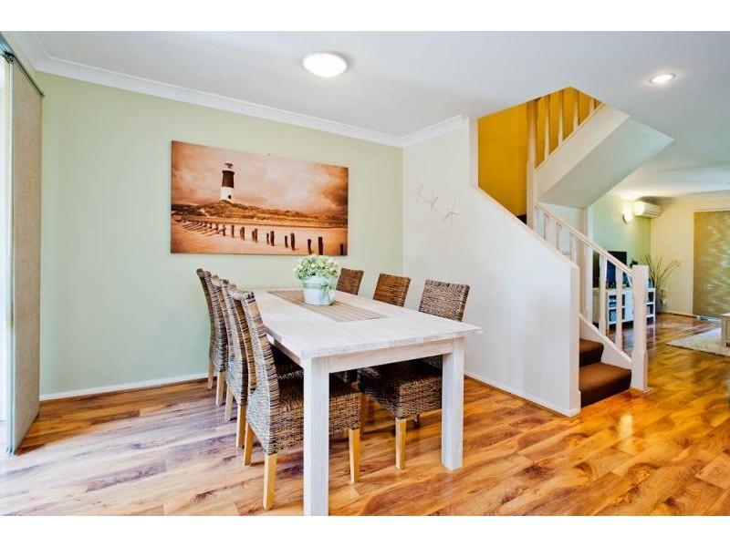 19 Santa Barbara Road, Hope Island QLD 4212