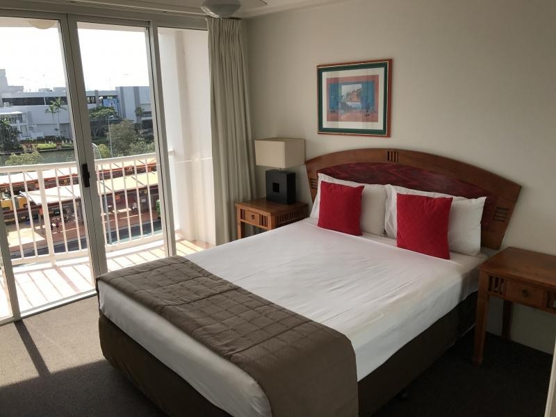 3041/2633 Gold Coast Highway, Broadbeach QLD 4218