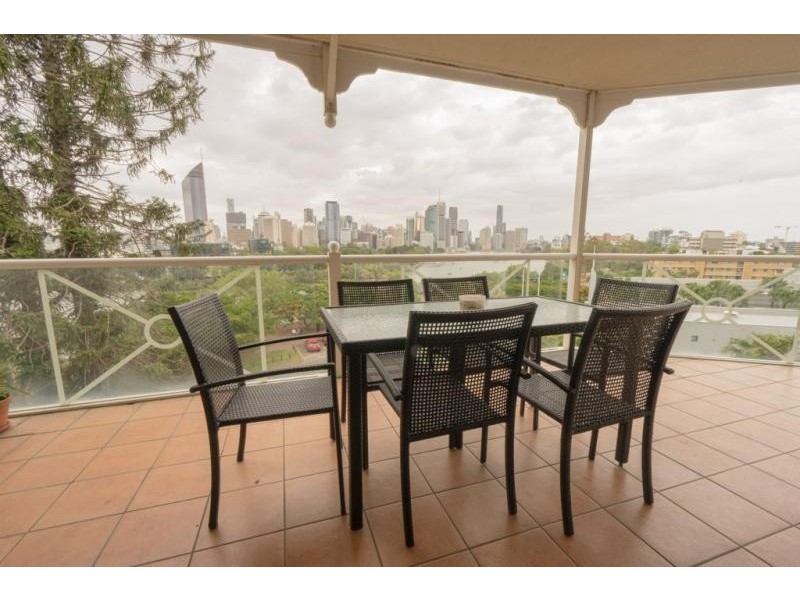 52/236 River Terrace, Kangaroo Point QLD 4169