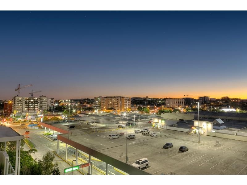508/20 Playfield Street, Chermside QLD 4032