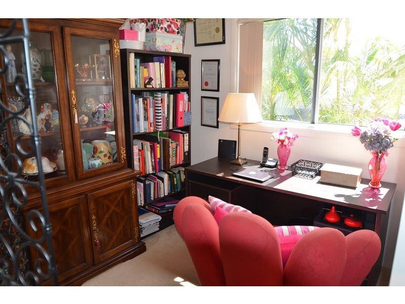 27/100 Cotlew St East, Southport QLD 4215