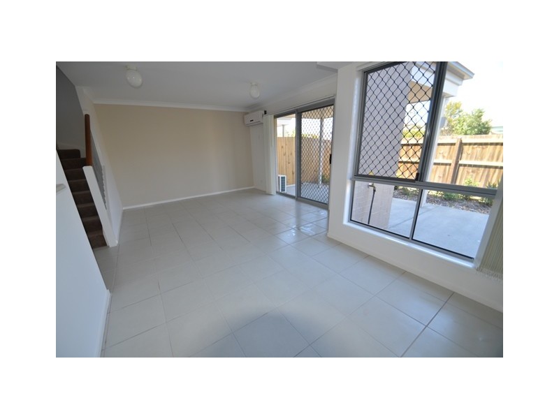 Pacific Pines QLD 4211