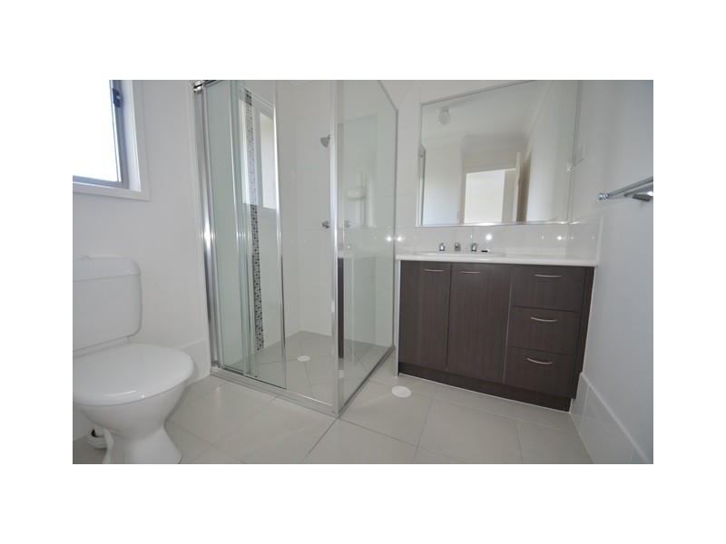 Pacific Pines QLD 4211