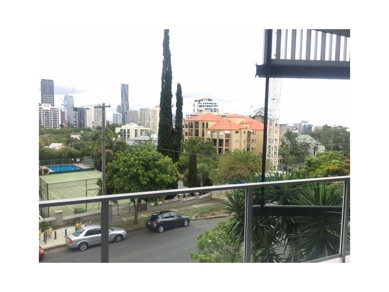 8/89 Lambert St, Kangaroo Point QLD 4169