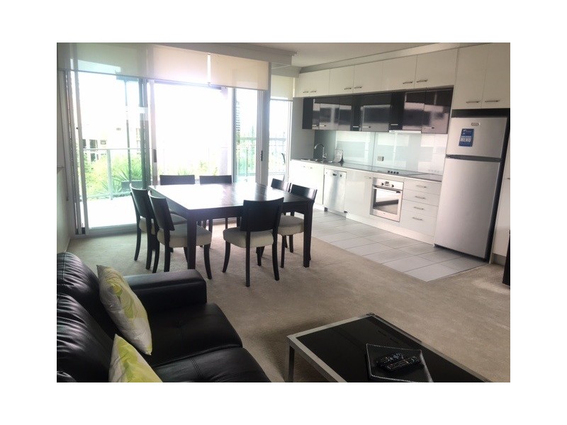 8/89 Lambert St, Kangaroo Point QLD 4169