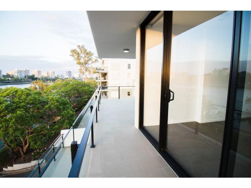 040/48 Kurilpa Street, West End QLD 4101