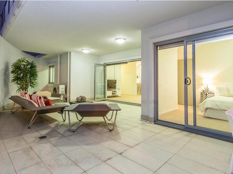 30 Riverview Terrace, Indooroopilly QLD 4068