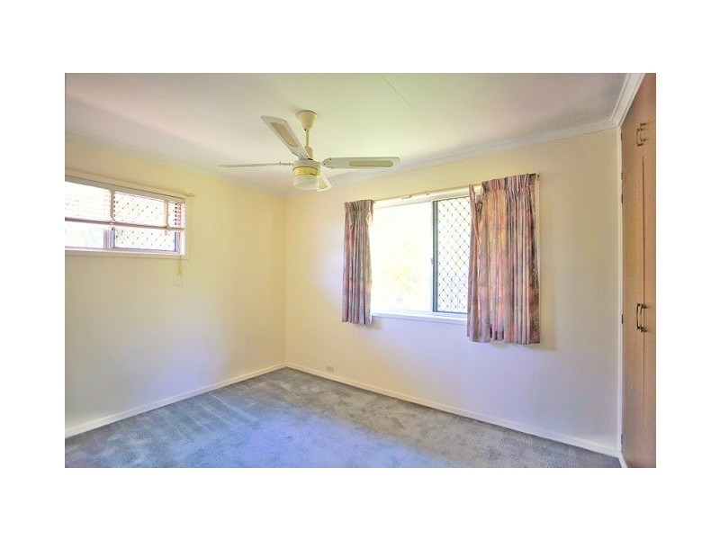 28 Fernshaw St, Macgregor QLD 4109