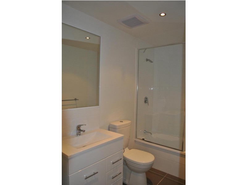 20/4-6 Lockhart Street, Woolloongabba QLD 4102