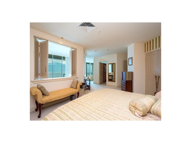 96/100 Old Burleigh Road, Broadbeach QLD 4218