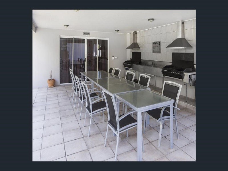 25/33 Clark St, Biggera Waters QLD 4216