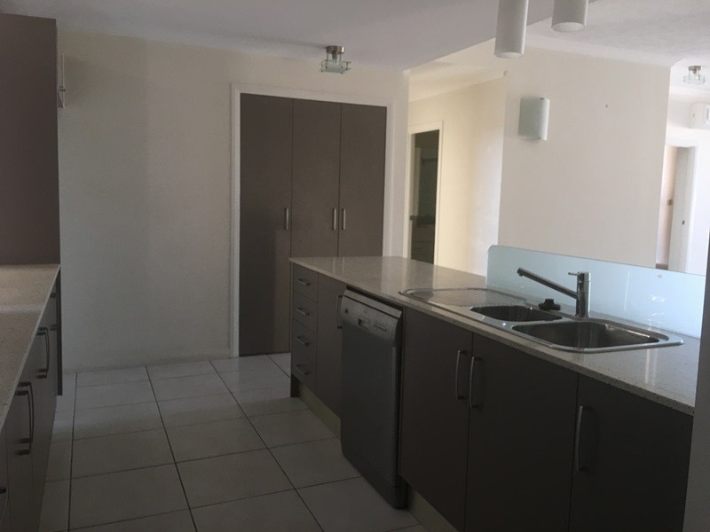 1001/151173 Sturt Street, Townsville City QLD 4810 RAAS Real Estate