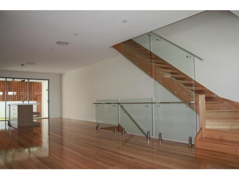 38 Middle Street, Highgate Hill QLD 4101