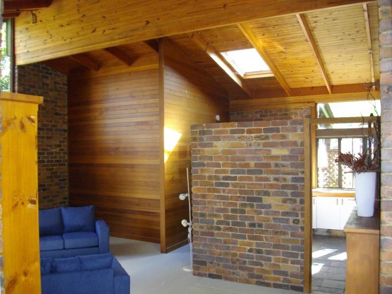 11 Dulhunty St, Chapel Hill QLD 4069