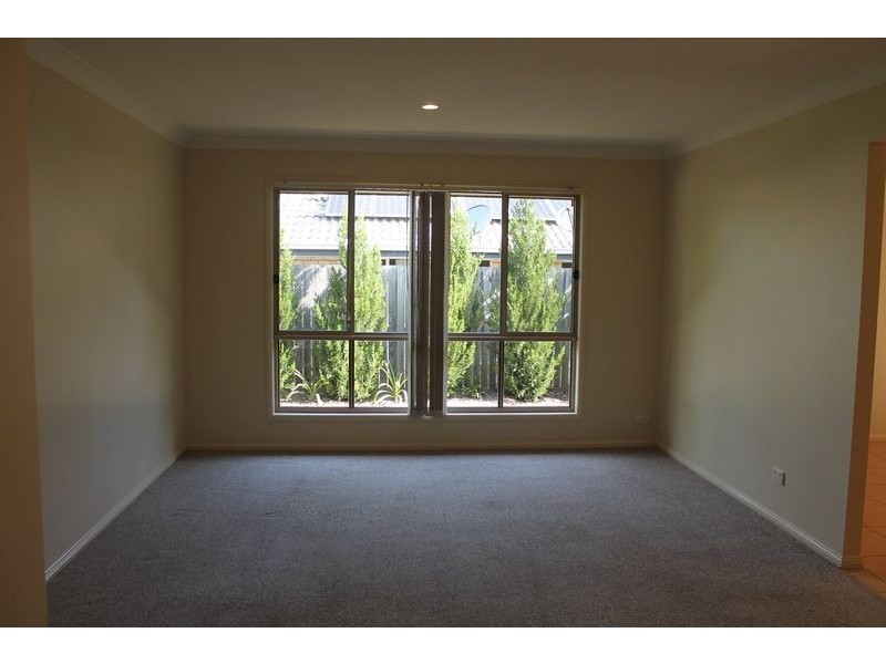 17 Gannon Way, Upper Coomera QLD 4209