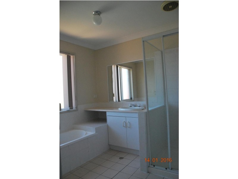 26/122 Johnson Road, Hillcrest QLD 4118