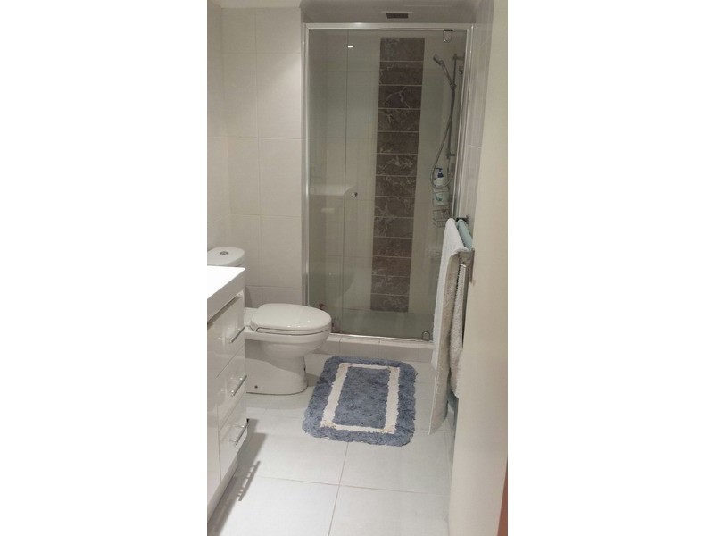 18E/5 Clifford Street, Surfers Paradise QLD 4217