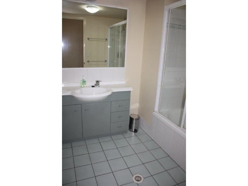 109/150 Marine Parade, Southport QLD 4215