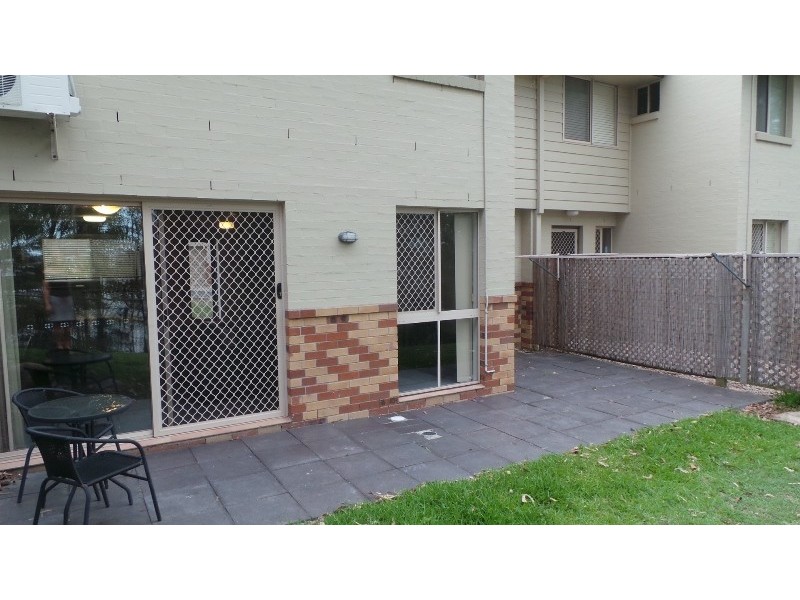 A/757 Ashmore Road, Ashmore QLD 4214