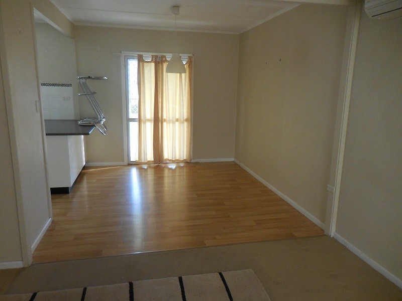 12 Bland St, Coopers Plains QLD 4108