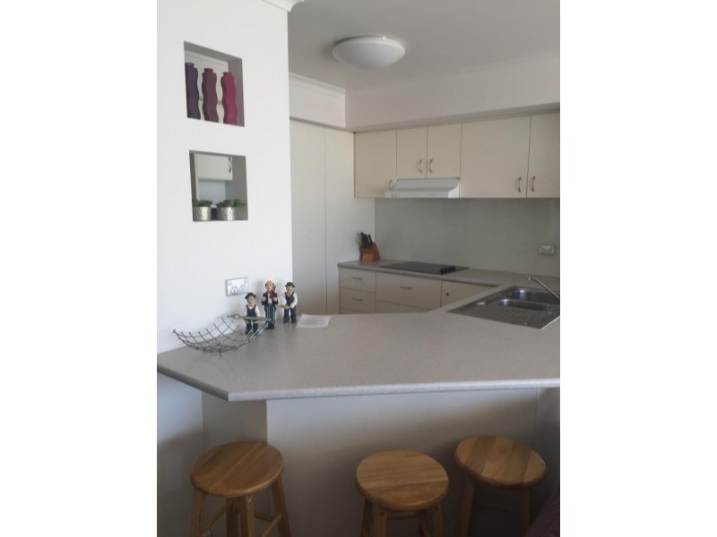 64/16 Crescent Avenue, Mermaid Beach QLD 4218