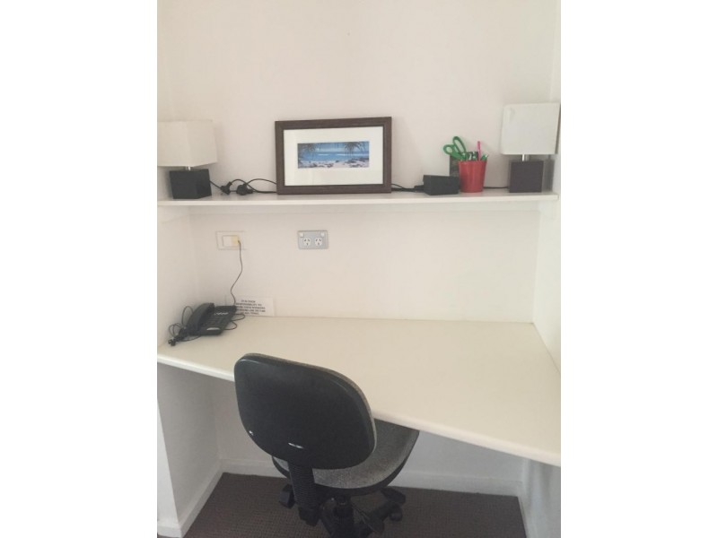 64/16 Crescent Avenue, Mermaid Beach QLD 4218