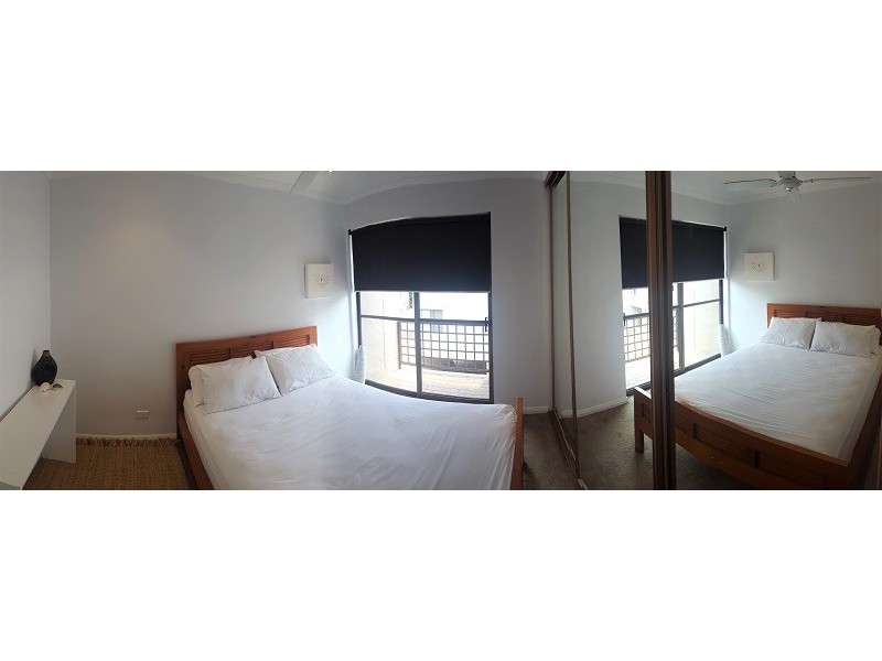 111 Markeri Street, Mermaid Waters QLD 4218