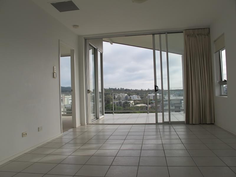 27 Station Road, Indooroopilly QLD 4068