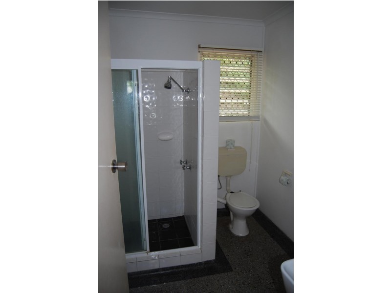 25 Sir Fred Schonell Drive, St Lucia QLD 4067