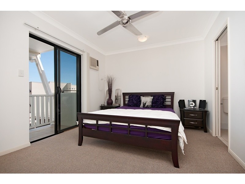 34/44 Pease street, Manoora QLD 4870
