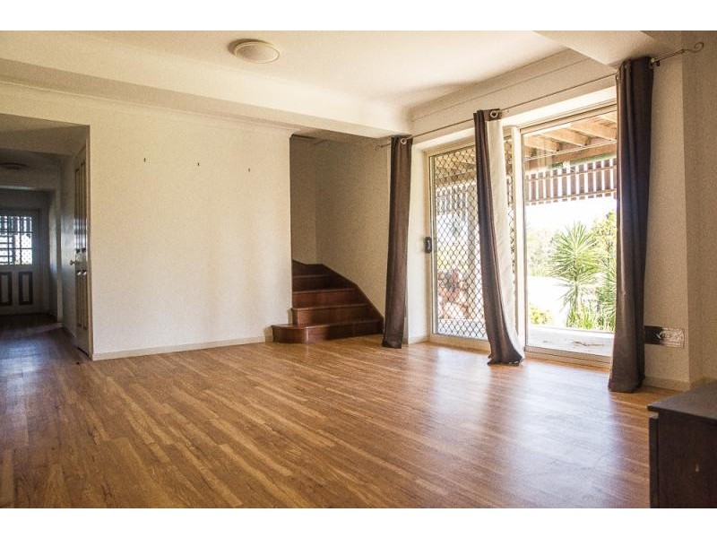 2 Banjo Patterson Drive, Ocean View QLD 4521