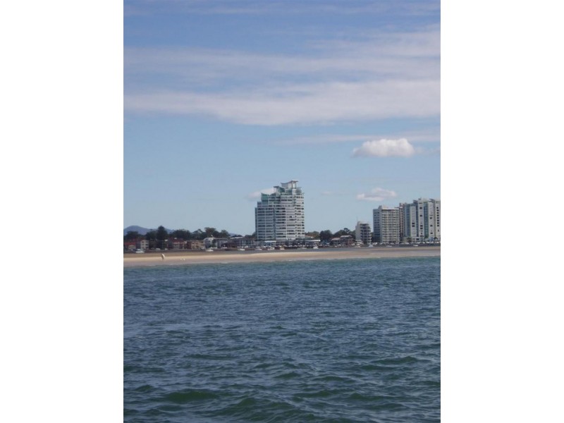 300 Marine Parade, Labrador QLD 4215