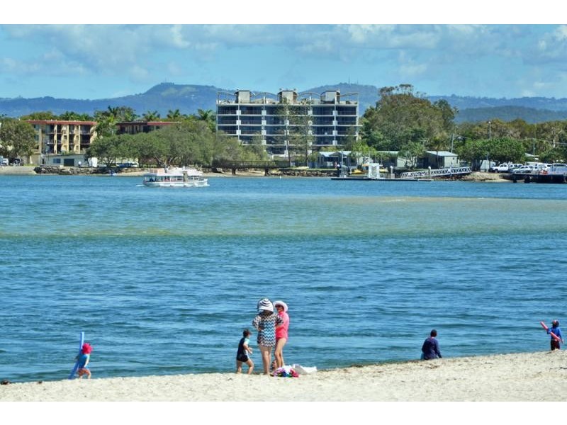 3 Landsborough Parade, Golden Beach QLD 4551