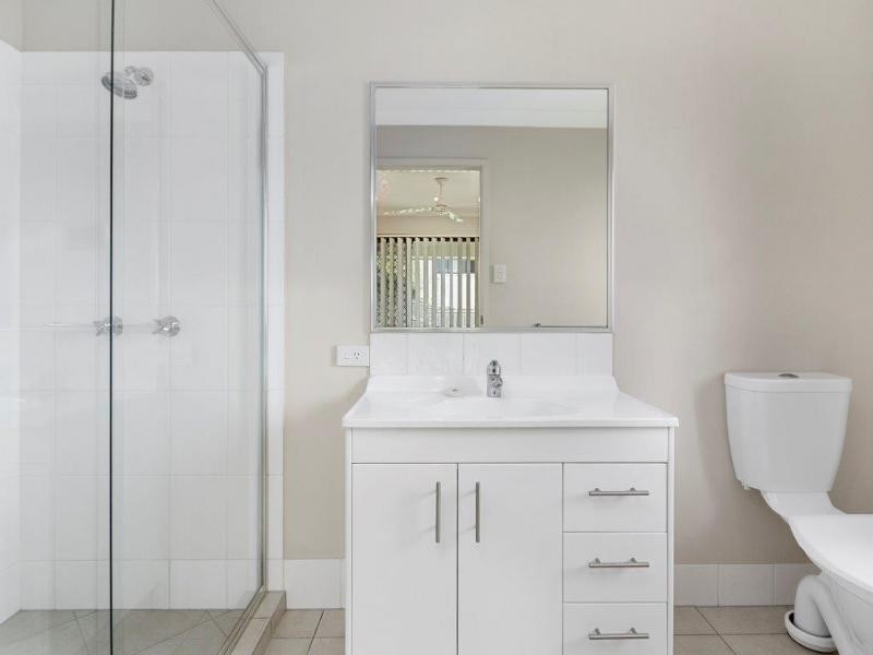 8 Wimbledon Street, Springfield Lakes QLD 4300