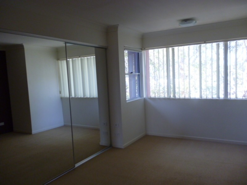 806/33 Clark St, Biggera Waters QLD 4216