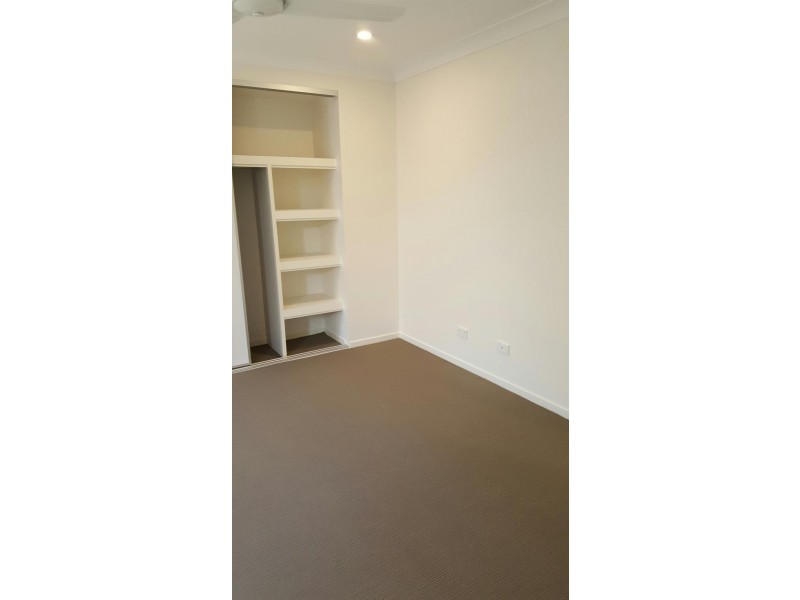 * Dixon Drive, Pimpama QLD 4209