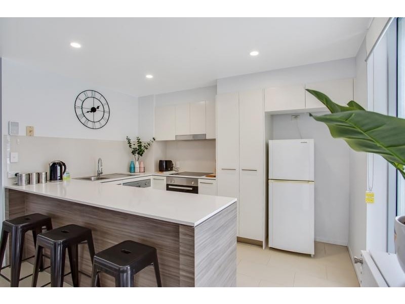 29-49 Varsity Parade, Varsity Lakes QLD 4227