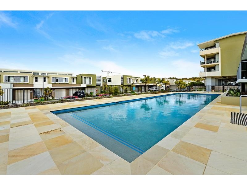 29-49 Varsity Parade, Varsity Lakes QLD 4227