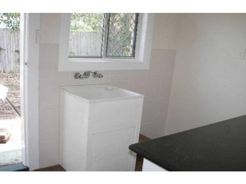 110 RAILWAY PDE, Woodridge QLD 4114