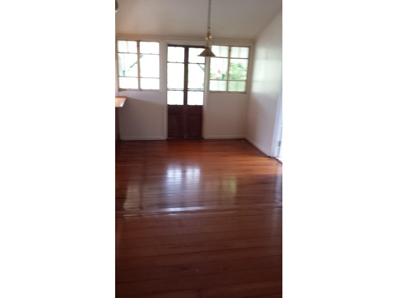 36 Mayhew Street, Sherwood QLD 4075