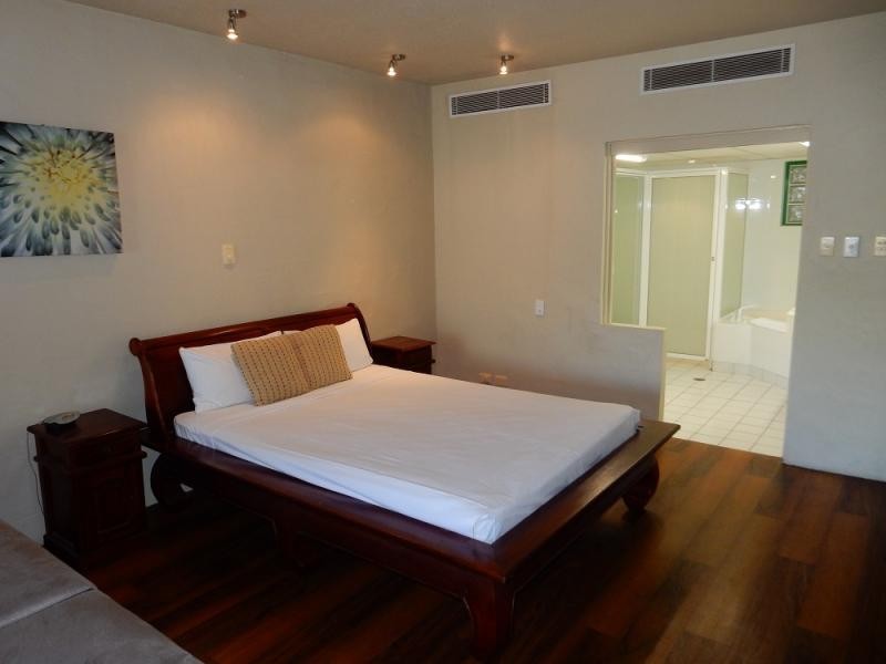 212/2 Macrossan Street, Port Douglas QLD 4877