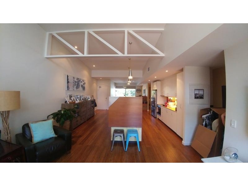 24/201 Varsity Parade, Varsity Lakes QLD 4227