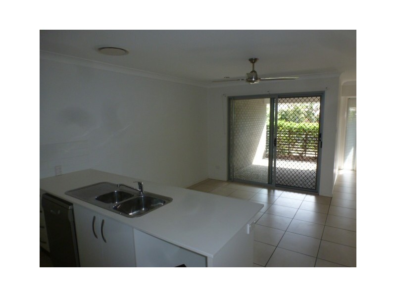 86 Carselgrove Ave, Fitzgibbon QLD 4018