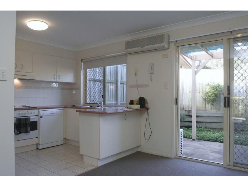 6/10 Chapman Place, Oxley QLD 4075